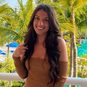 Meet your Posher, Cassie